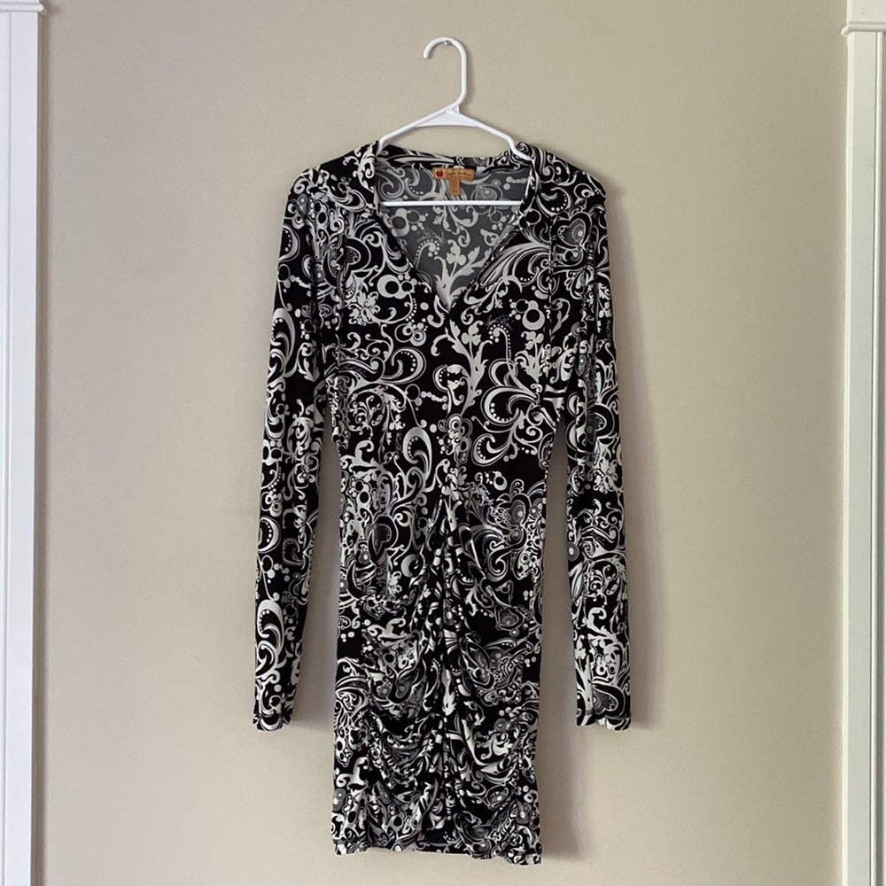 Apple Bottoms Hooded Form-Fitting Black White Pattern Stretchy Dress Size L